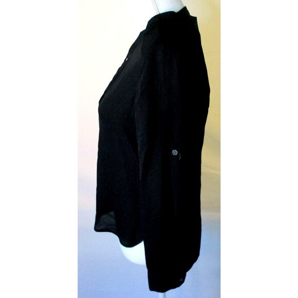 Banana Republic Women's Petite Black Long Sleeve Roll Tab Button Blouse Size XXS - Picture 4 of 9